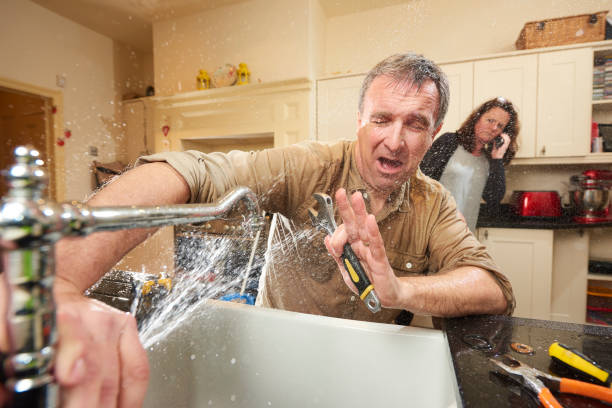 Sewage cleanup and water damage restoration in Holly, MI